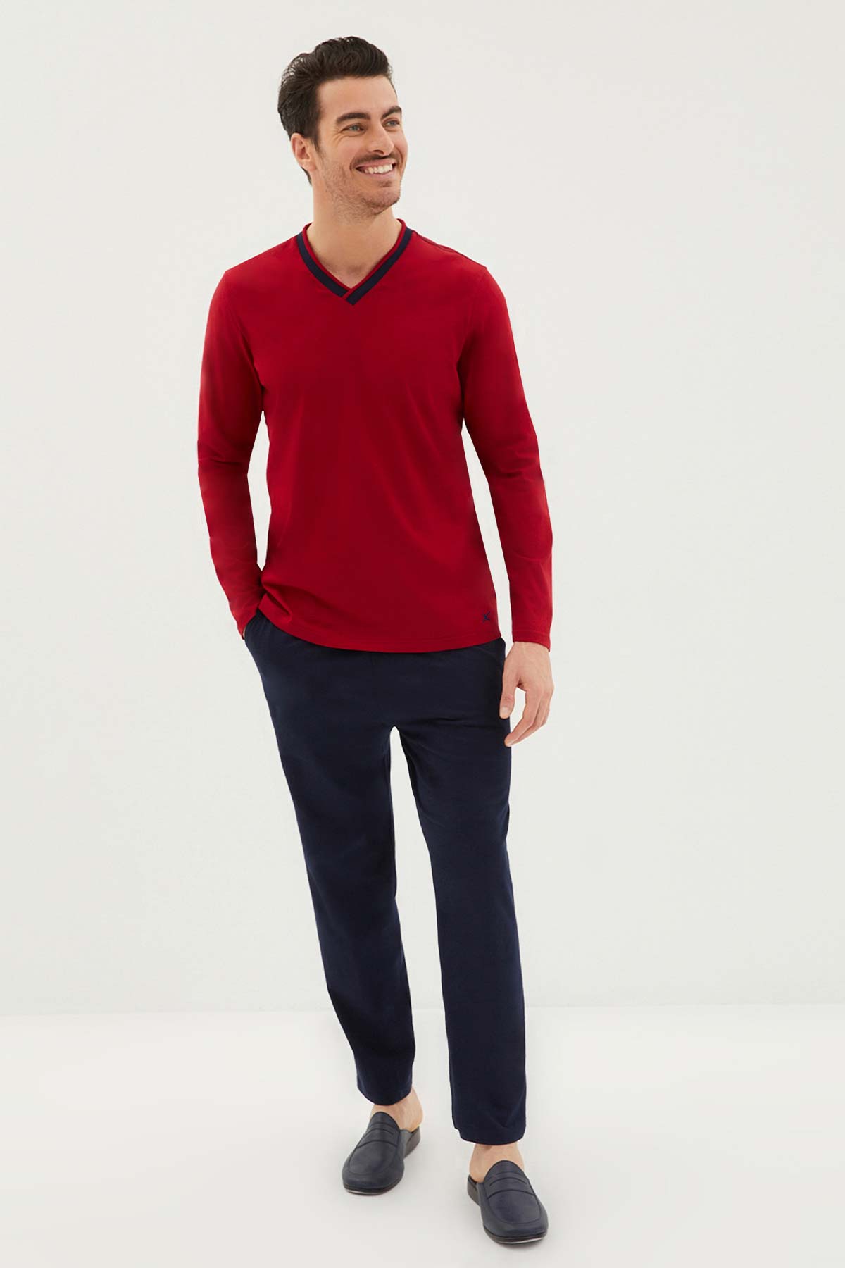 Kiğılı erkek uzun kollu V yaka pijama takımı - rahat ev giyimi