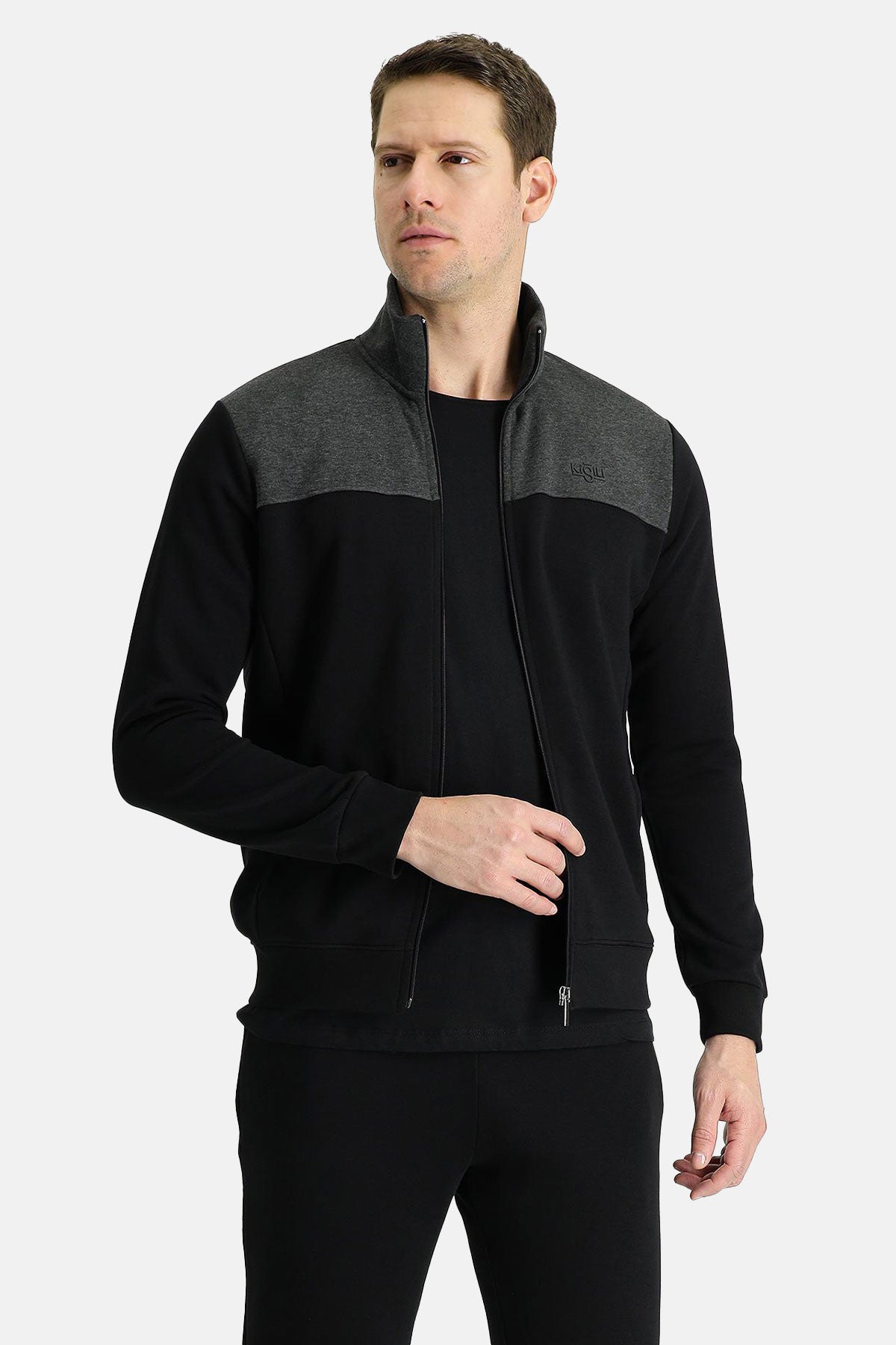 Kiğılı 4'lü eşofman pijama seti detay görünümü - kaliteli kumaş