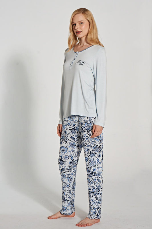 Pınarca uzun kollu pijama takımı detay görünümü – düğmeli bisiklet yaka tasarım
