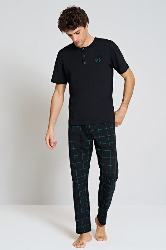 Pınarca üç düğmeli bisiklet yaka erkek pijama takımı detay görünümü