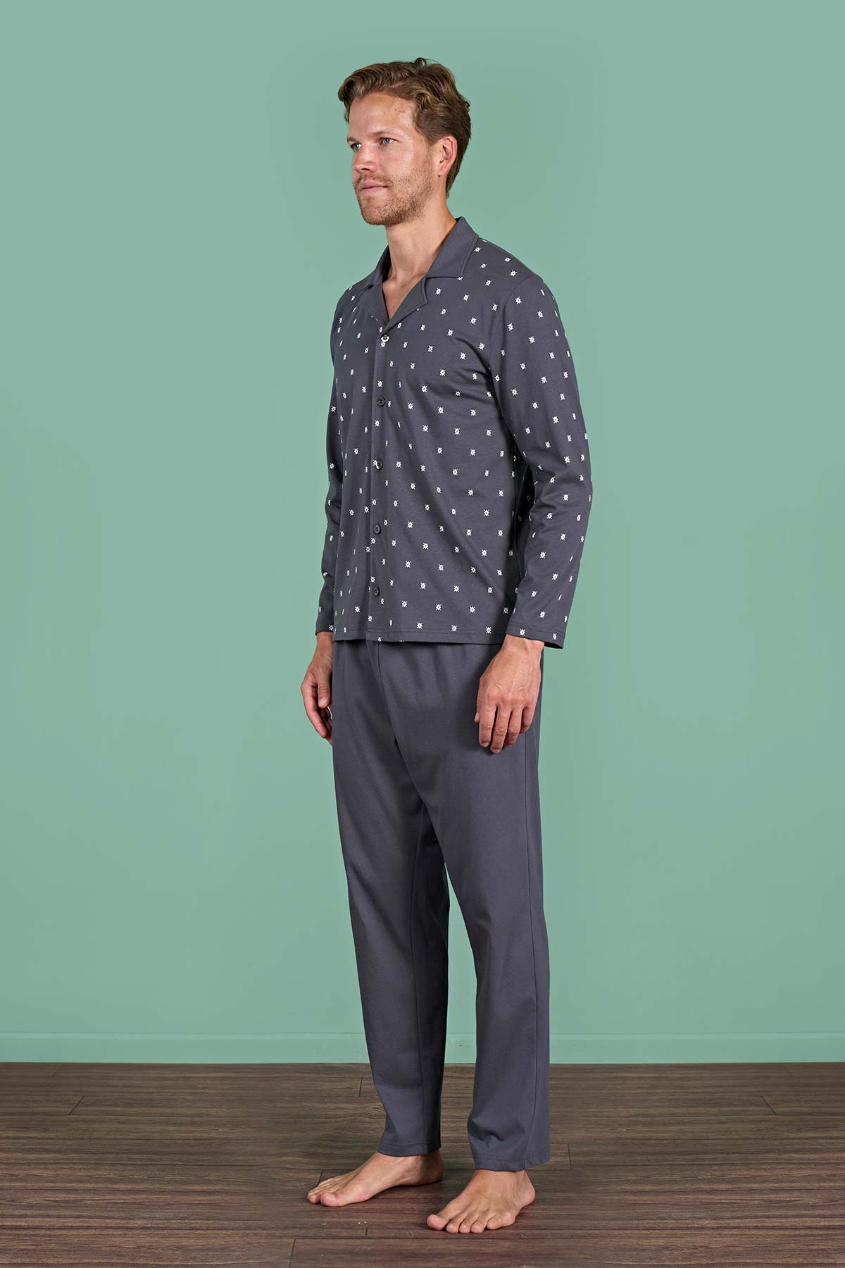 Pınarca desenli erkek pijama takımı gömlek yaka alternatif renk yan görünüm