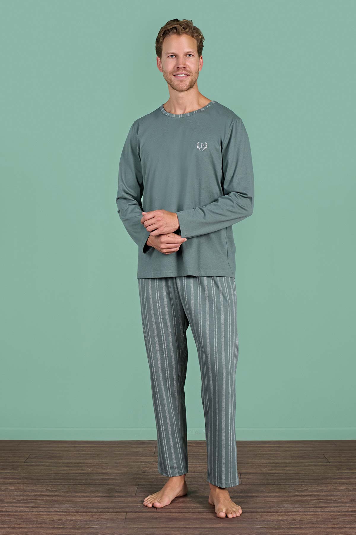 Pınarca pamuklu erkek pijama takımı altı çizgili alternatif renk detay görünümü
