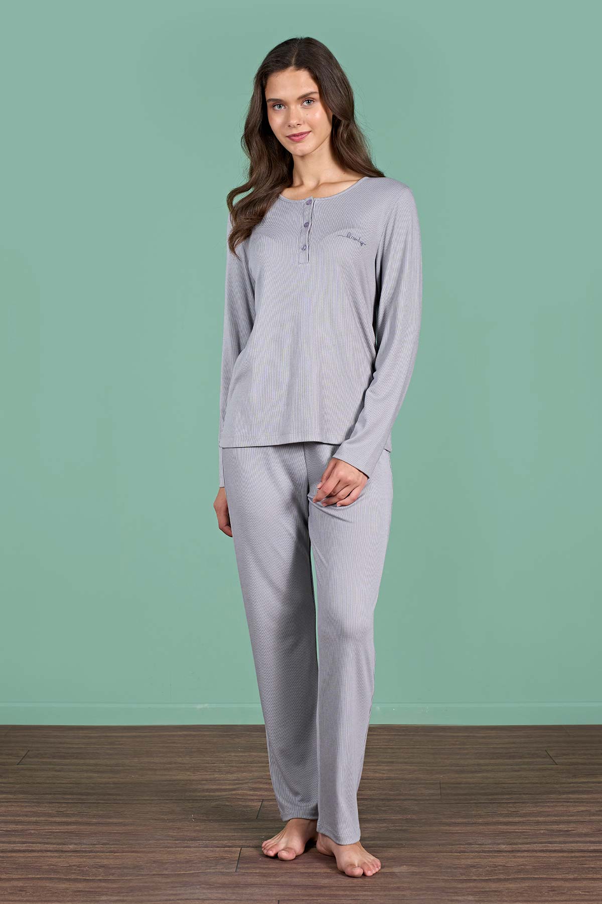 Pınarca kadın pijama takımı uzun kollu düğmeli düz Melisa - alternatif renk tam görünüm