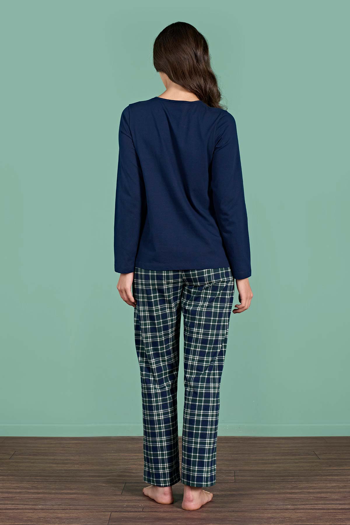 Pınarca kadın pijama takımı uzun kollu düğmeli ekoseli pamuklu eşli - alternatif renk arka görünüm