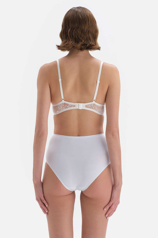 Pınarca süprem modal bato külot beyaz arka detay görünümü - kaliteli modal kumaş