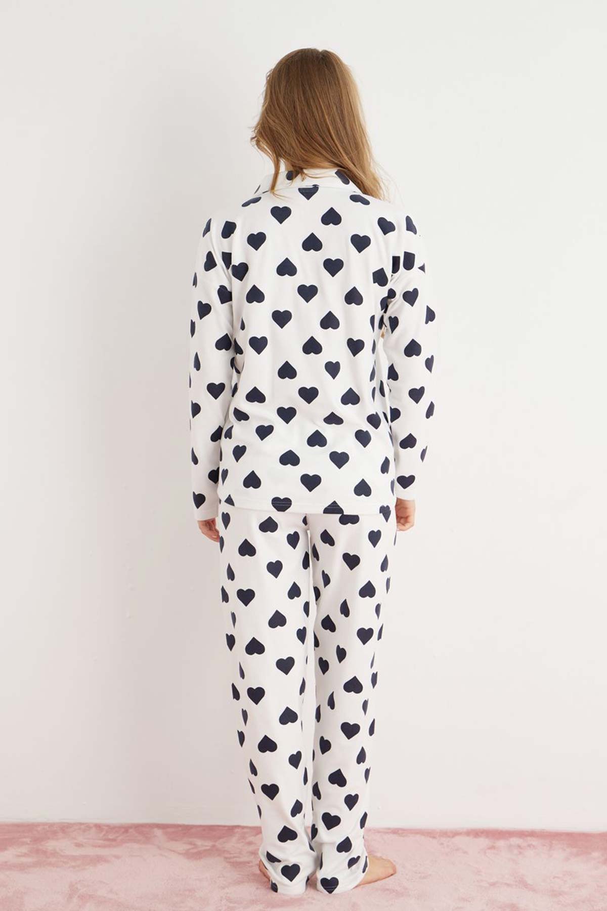 Pijamoni Kadın Pijama Takımı Uzun Kolu Gömlek Yaka Kalpli Süet