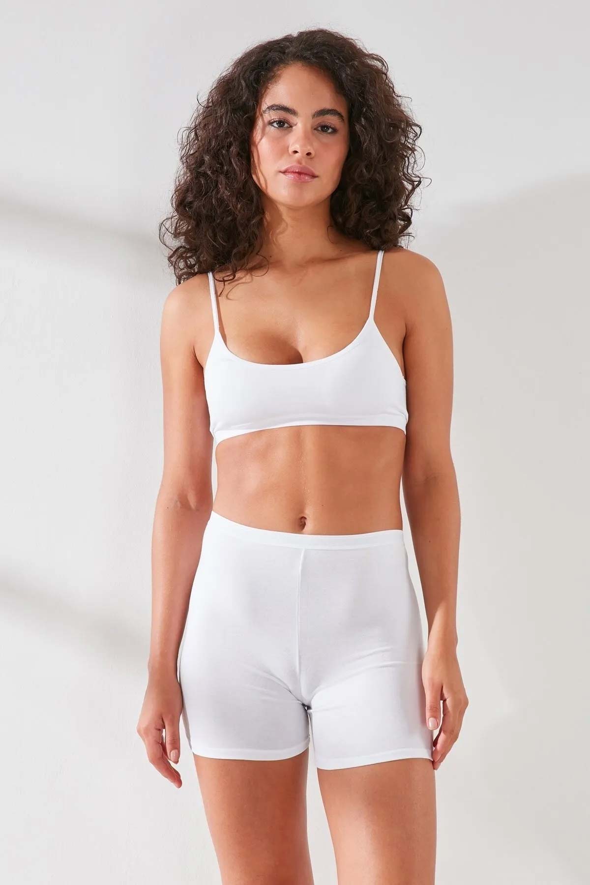 Pınarca mini tayt beyaz renk, ev ve dışarıda kullanım için uygun