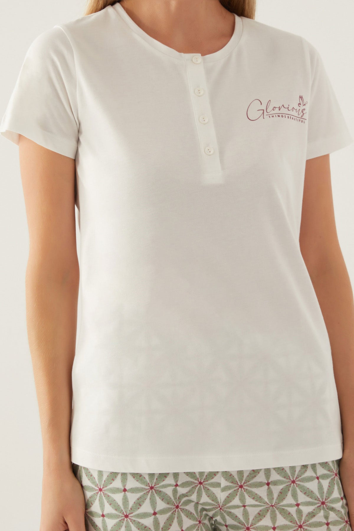 Arnetta Kadın Pijama Takımı Kısa Kollu Yaka 3 Düğmeli Süprem