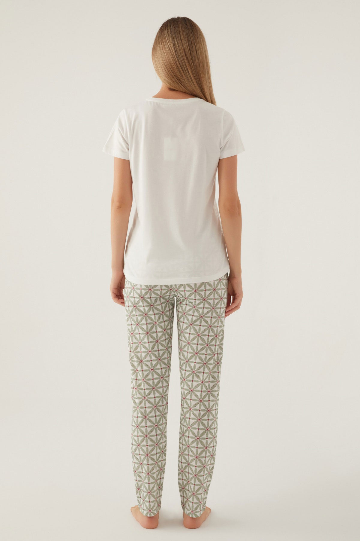 Arnetta Kadın Pijama Takımı Kısa Kollu Yaka 3 Düğmeli Süprem