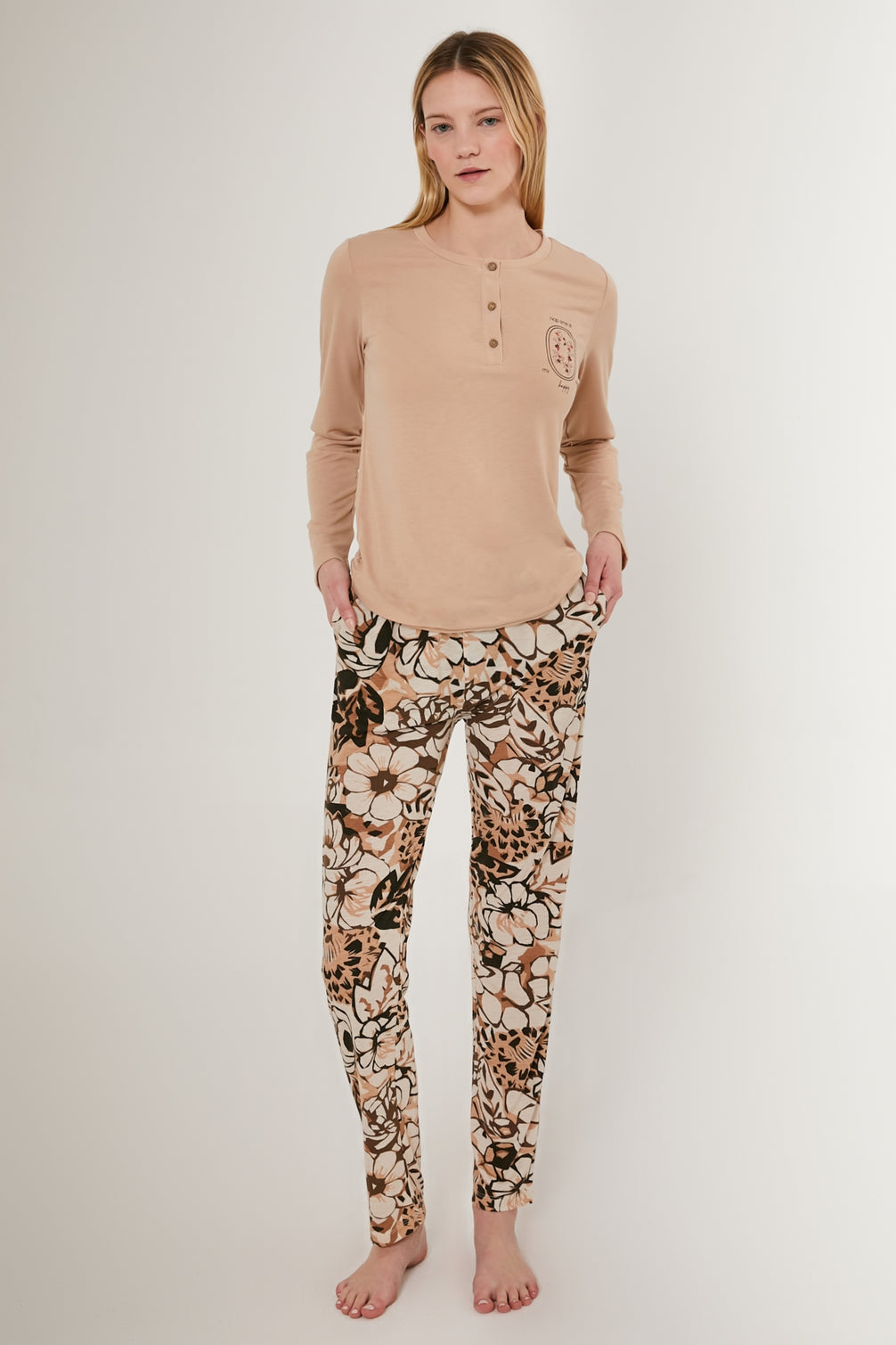 Arnetta Kadın Uzun Kollu Pijama Takımı Süprem