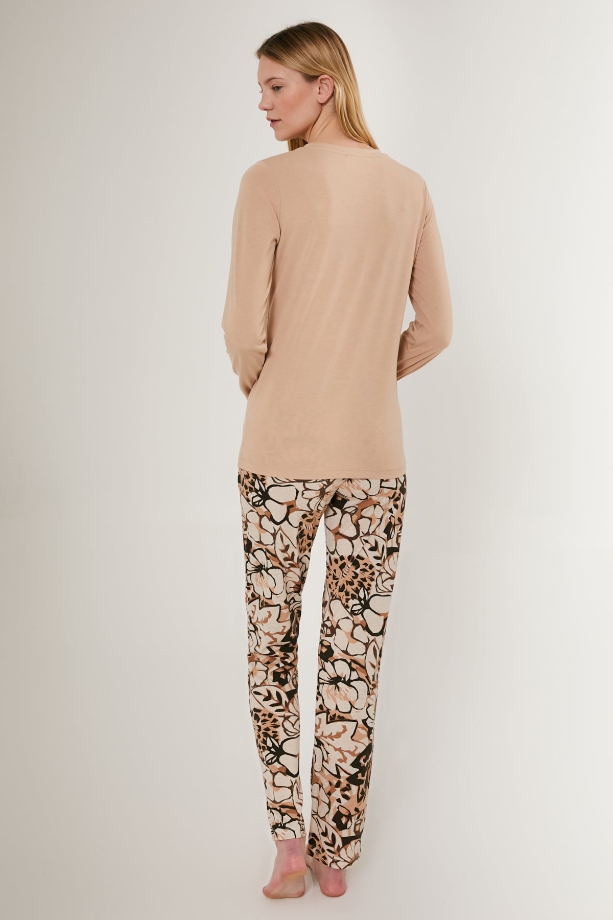 Arnetta Kadın Uzun Kollu Pijama Takımı Süprem