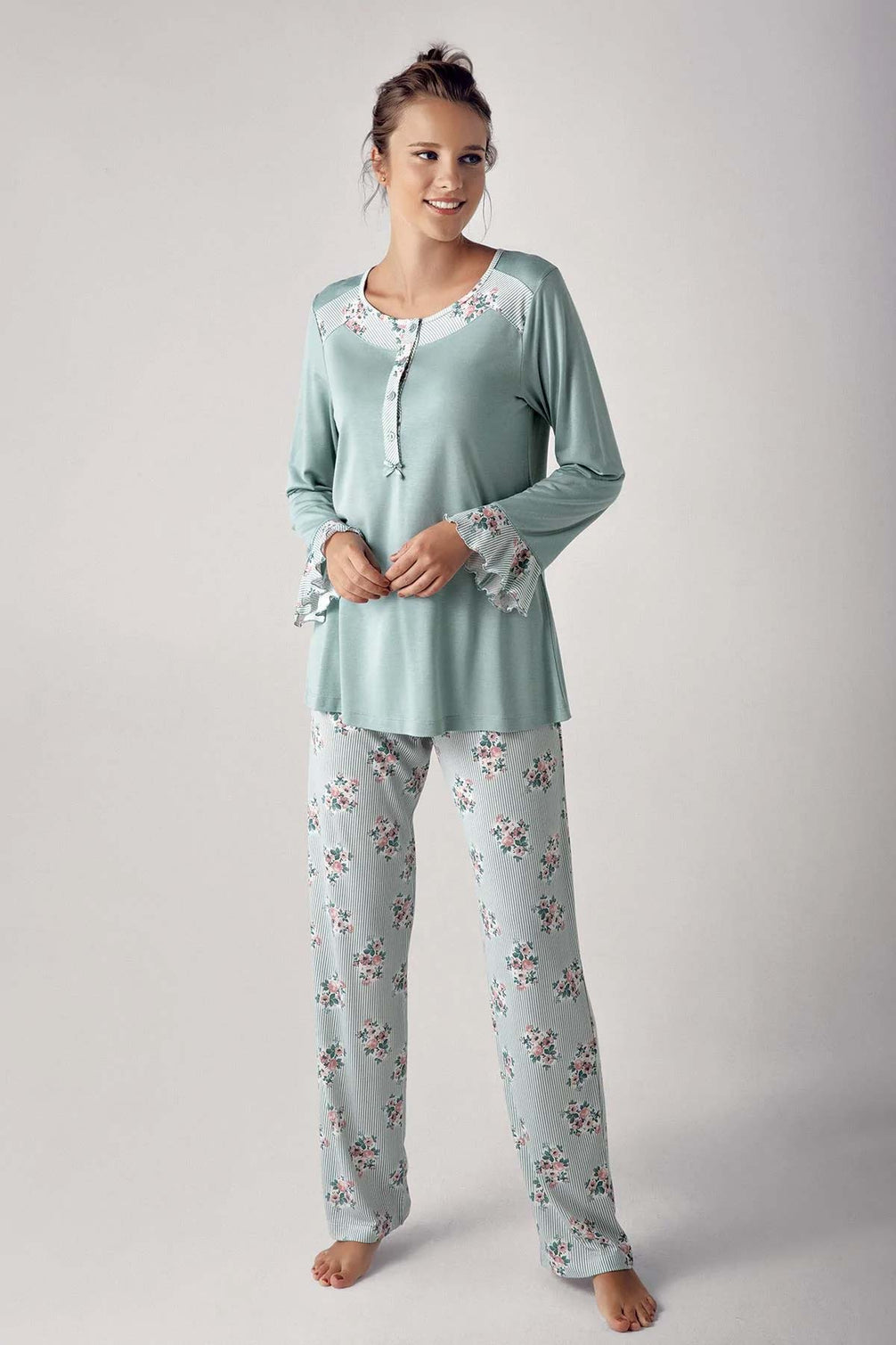 Artış Kadın Uzun Kollu Bisiklet Yaka Çiçek Desenli Pijama Takımı