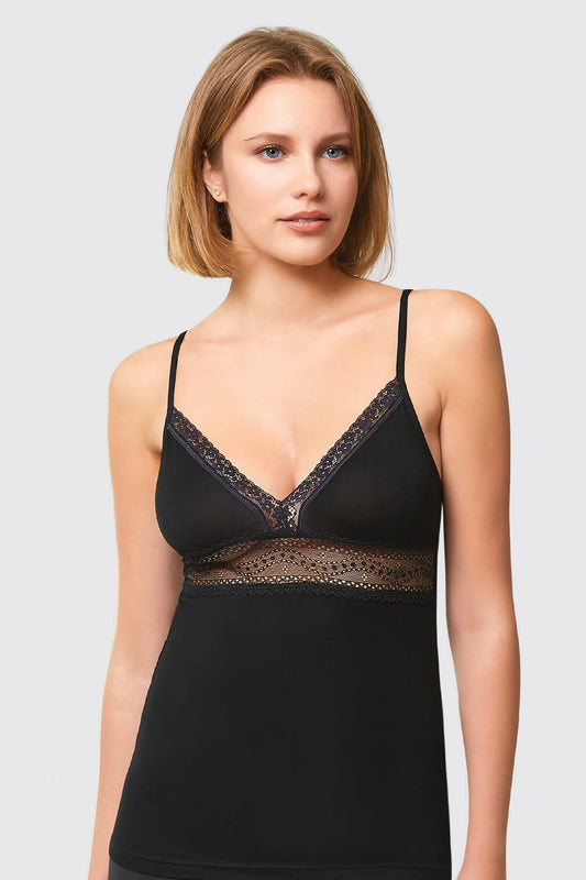 Berrak Kadın İp Askılı Atlet Dantelli Tül Detaylı Viskoz