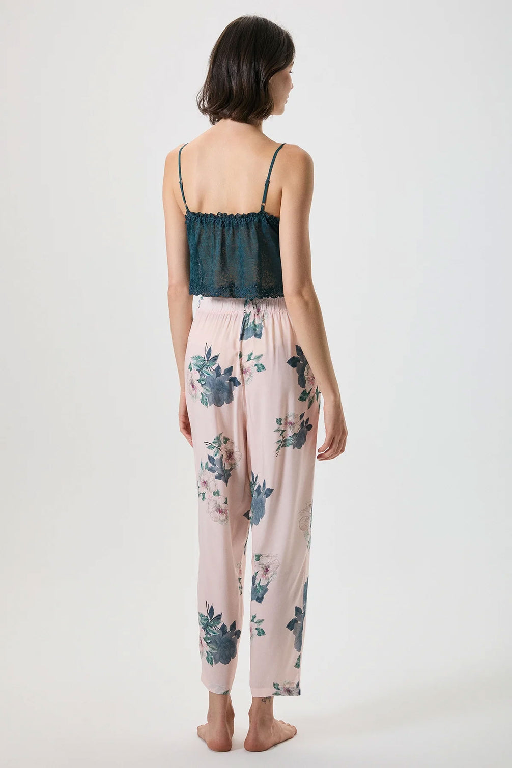 Catherine's Kadın Pijama Sabahlık Takımı Büstiyerli Çiçek Desenli