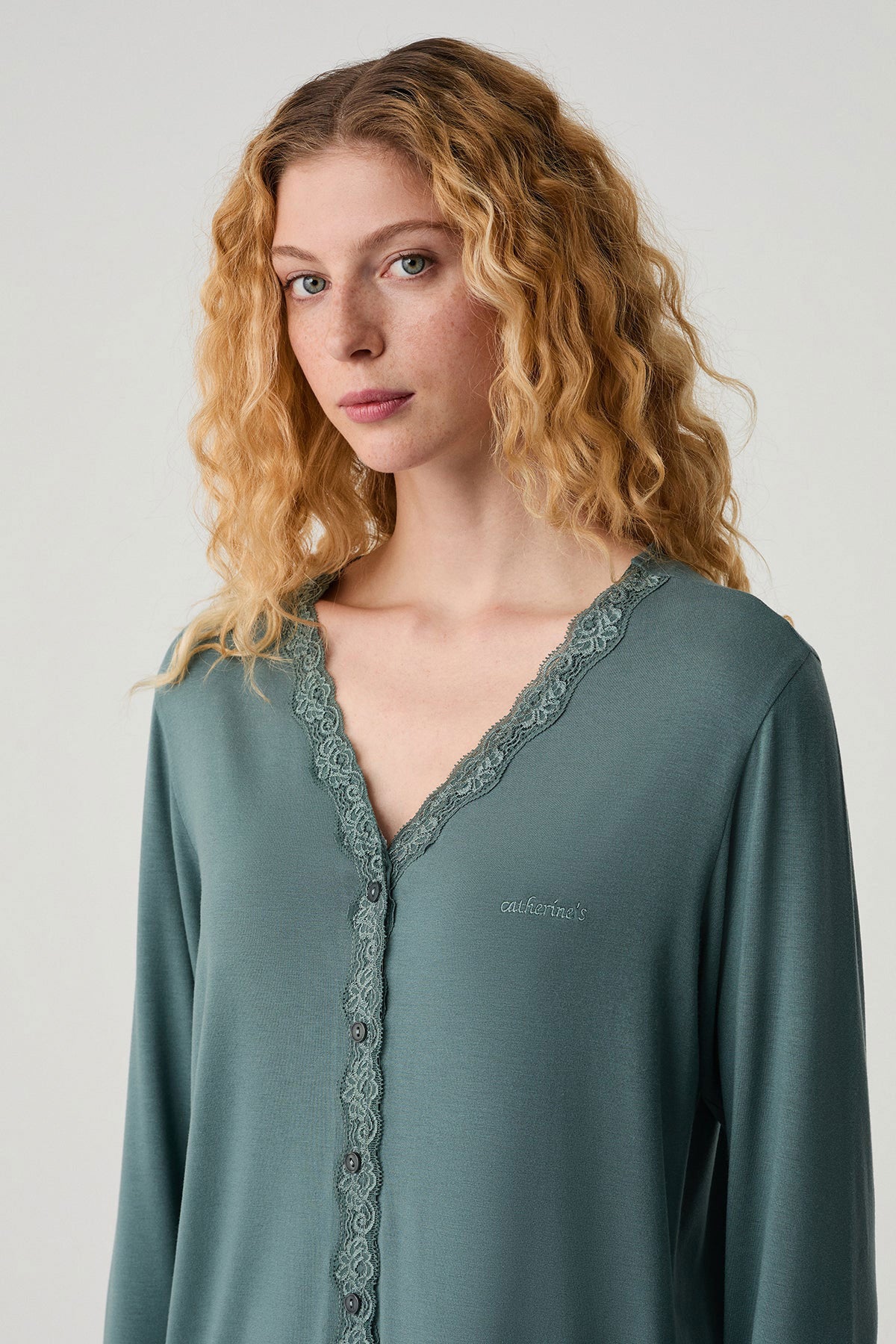 Catherine's Kadın Pijama Takımı Dantel Detaylı Gömlek Yaka