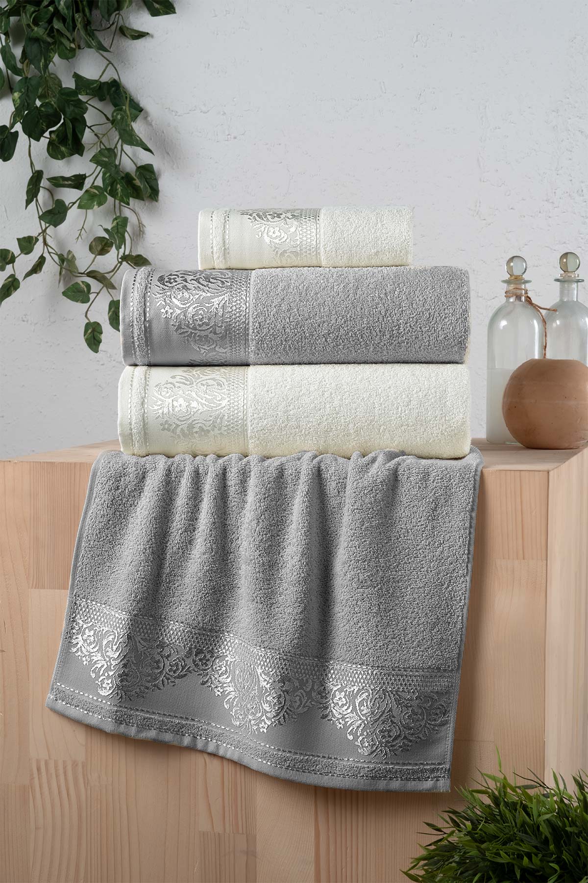 Fiesta Bukle Jakarlı Hamam Takımı