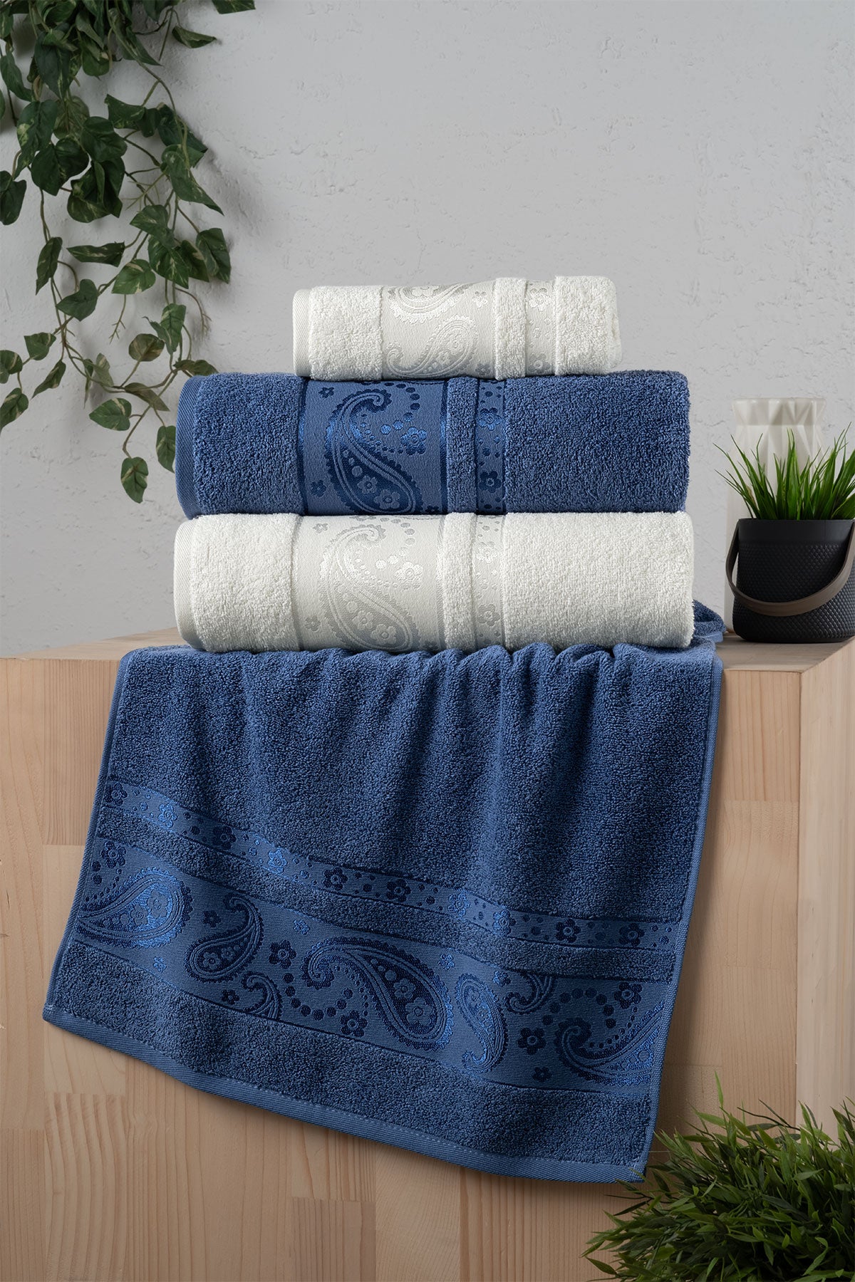 Fiesta Bukle Jakarlı Hamam Takımı