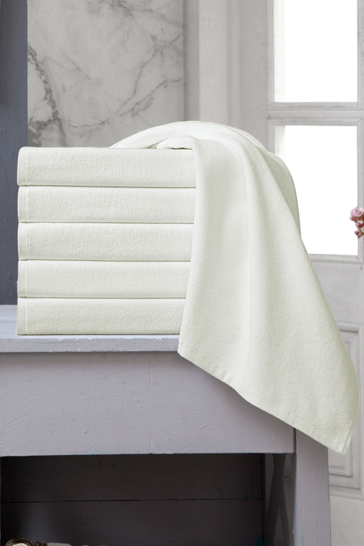 Fiesta El-Yüz Havlusu Soft Kadife Çisem 50x90