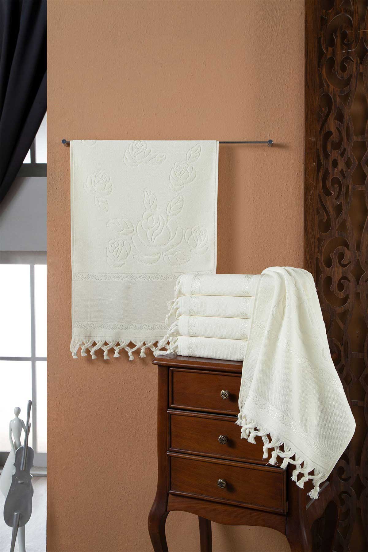 Fiesta El-Yüz Havlusu Soft Kadife Jakarlı Etamin Bağlamalı 50x90