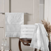 Fiesta İşlemelik Havlu Soft Kadife Jakarlı Etamin Saçaklı 50x90