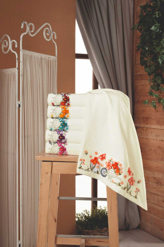 Fiesta Nakışlı El-Yüz Havlusu Soft Kadife Taftink Motif 5 50x90