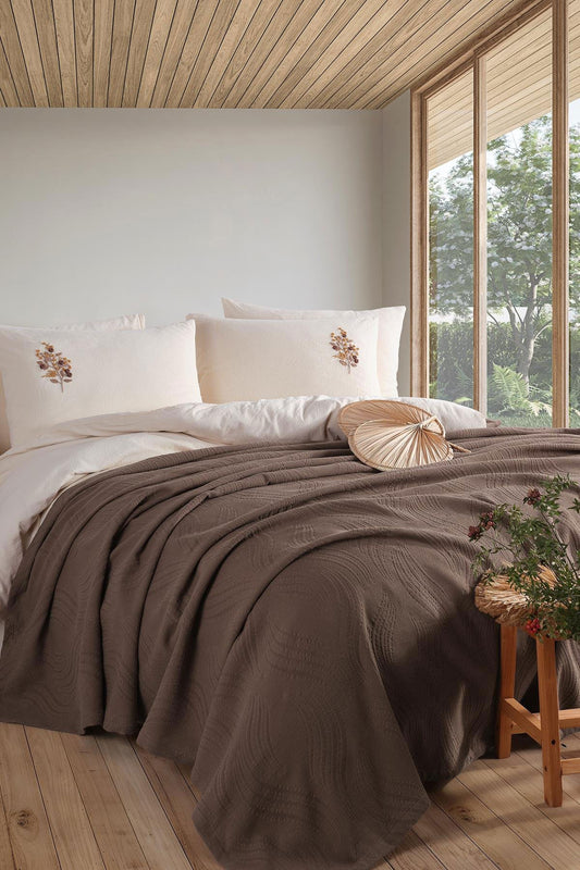 İyi Geceler İstanbul Nevresimli Pike Takımı Royal Crest 5 Parça Pamuklu