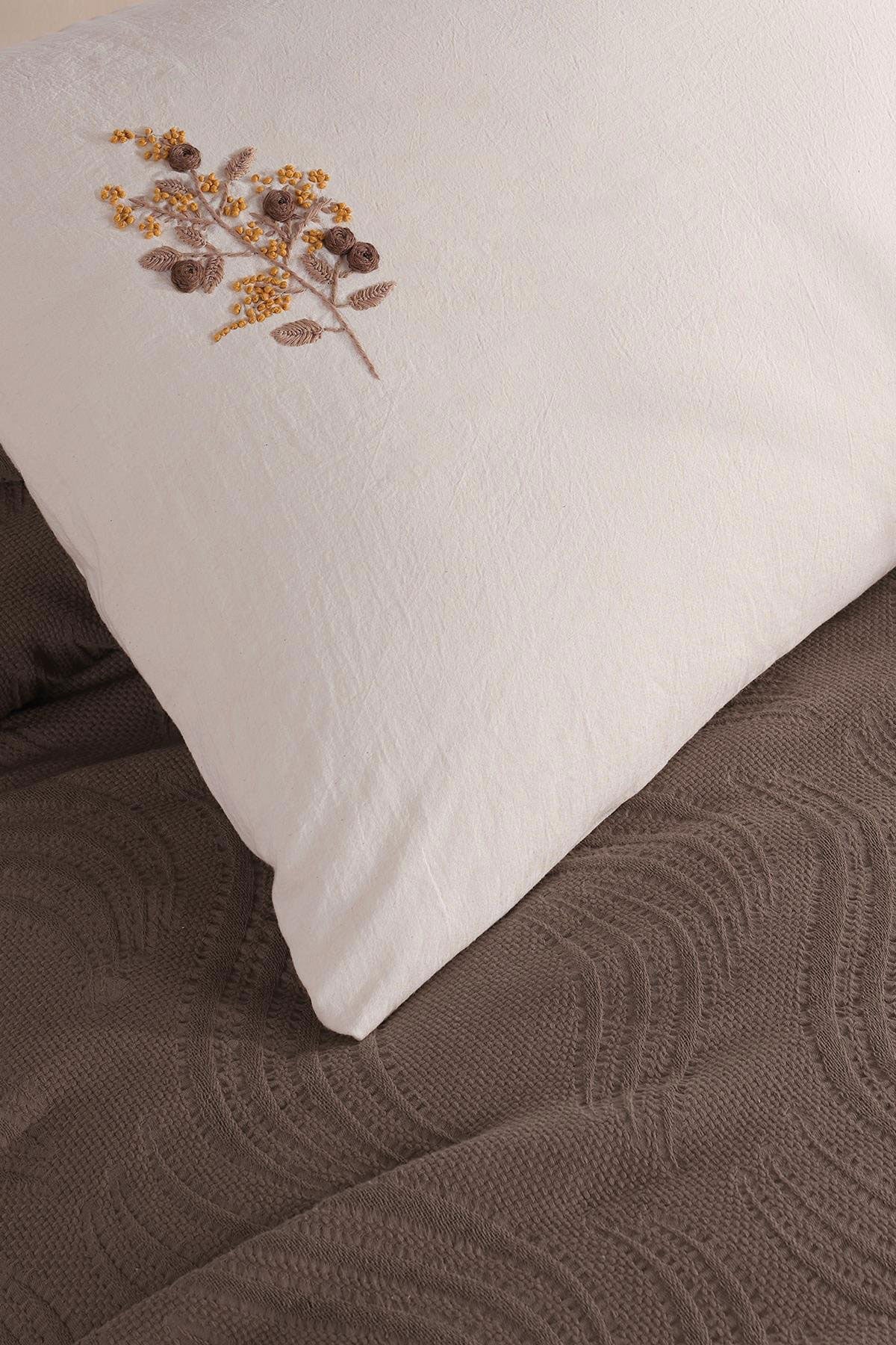 İyi Geceler İstanbul Nevresimli Pike Takımı Royal Crest 5 Parça Pamuklu