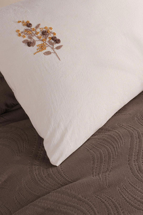 İyi Geceler İstanbul Nevresimli Pike Takımı Royal Crest 5 Parça Pamuklu