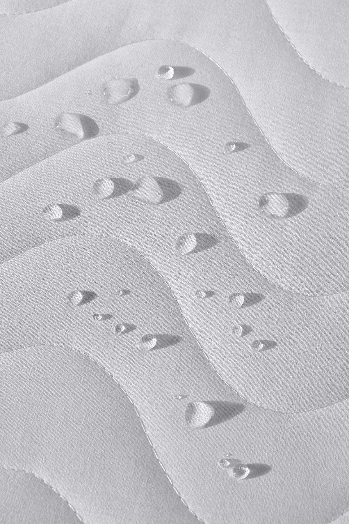 Maris Kapitone Fitted Sıvı Geçirmez Alez Komple Lastikli 160x200 170/180 Gr M2