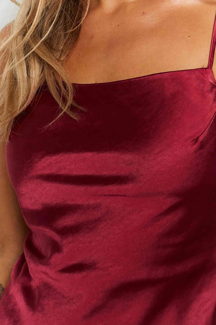 Merry See Kadın Yırtmaçlı Mini Saten Elbise