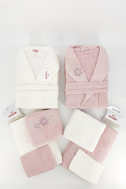 Nurpak Unisex Yetişkin Aile Bornoz Seti Begonvil Nakışlı 10 Parça