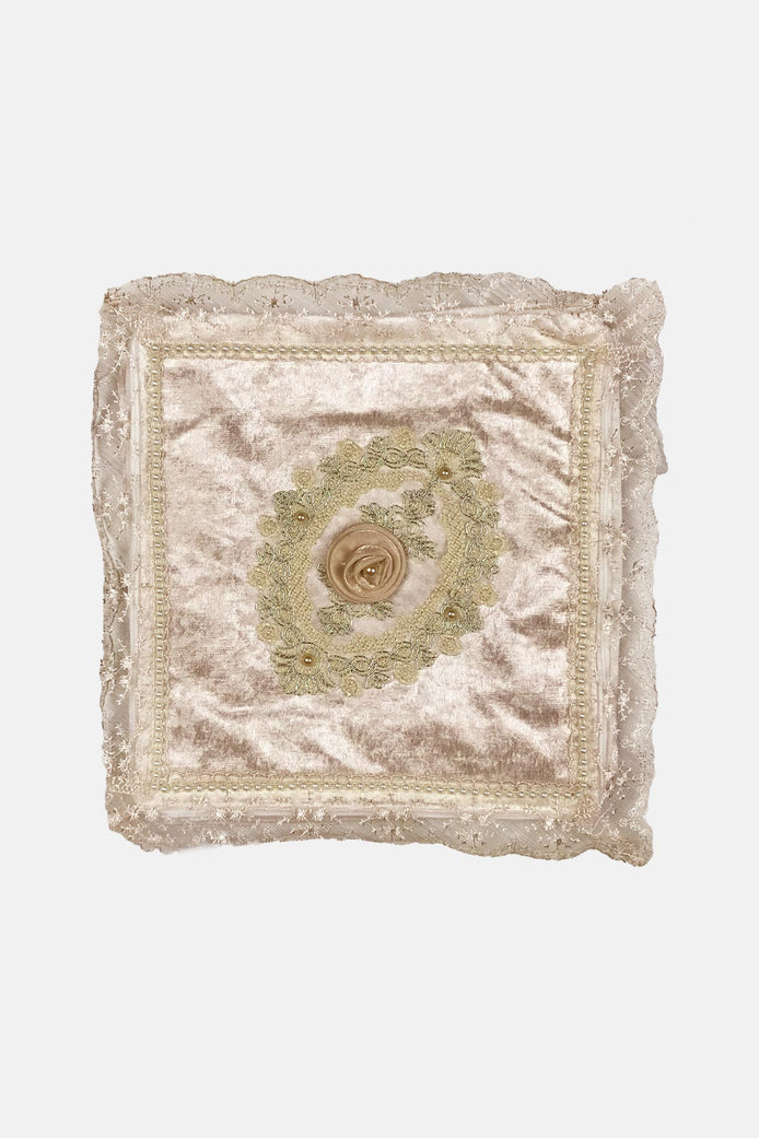 Palet Çeyiz Hurç Kadife Küçük Boy Hurç Kenarları Güpür 32X32 Cm