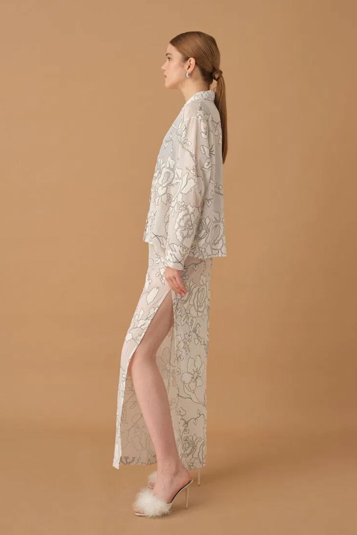 Pierre Cardin Kadın Gömlek Yaka 3'lü Pijama Takımı Büstiyerli Dantelli Alt Yırtmaçlı