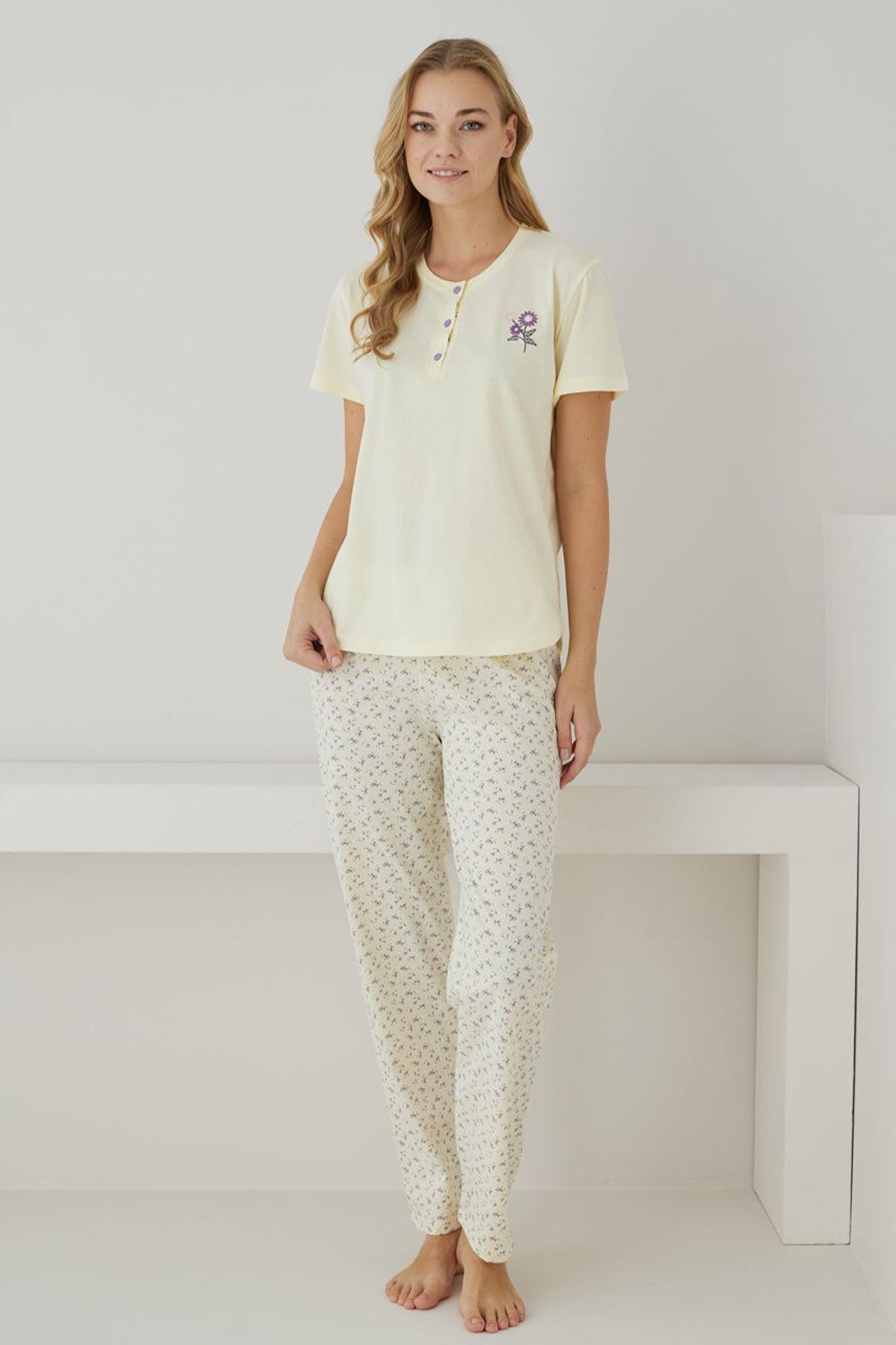 Pijamoni Kadın Pijama Takımı Kısa Kollu Desenli Düğmeli Pamuklu