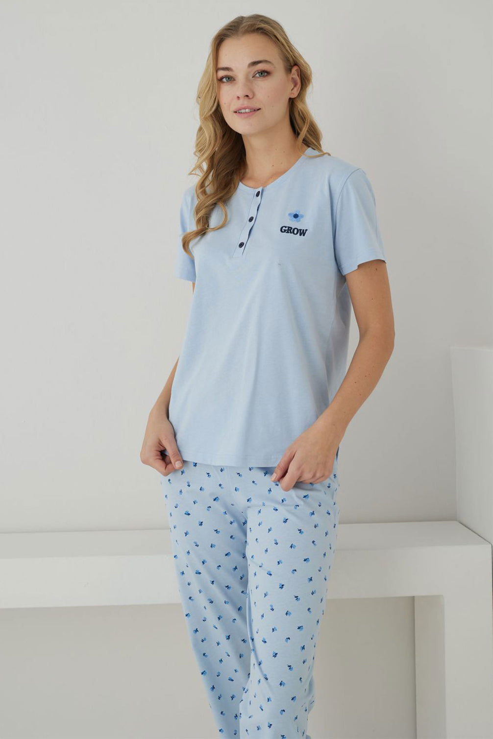 Pijamoni Kadın Pijama Takımı Kısa Kollu Desenli Düğmeli Pamuklu