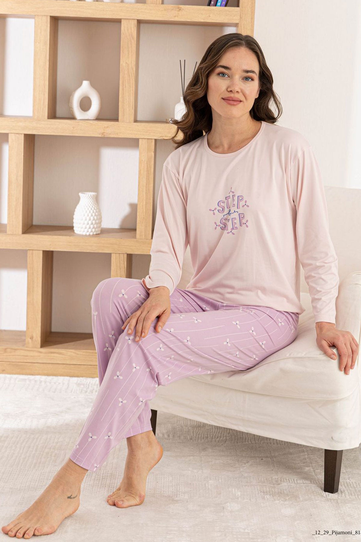 Pijamoni Kadın Pijama Takımı Uzun Kol Yuvarlak Yaka Milan Step Yazılı
