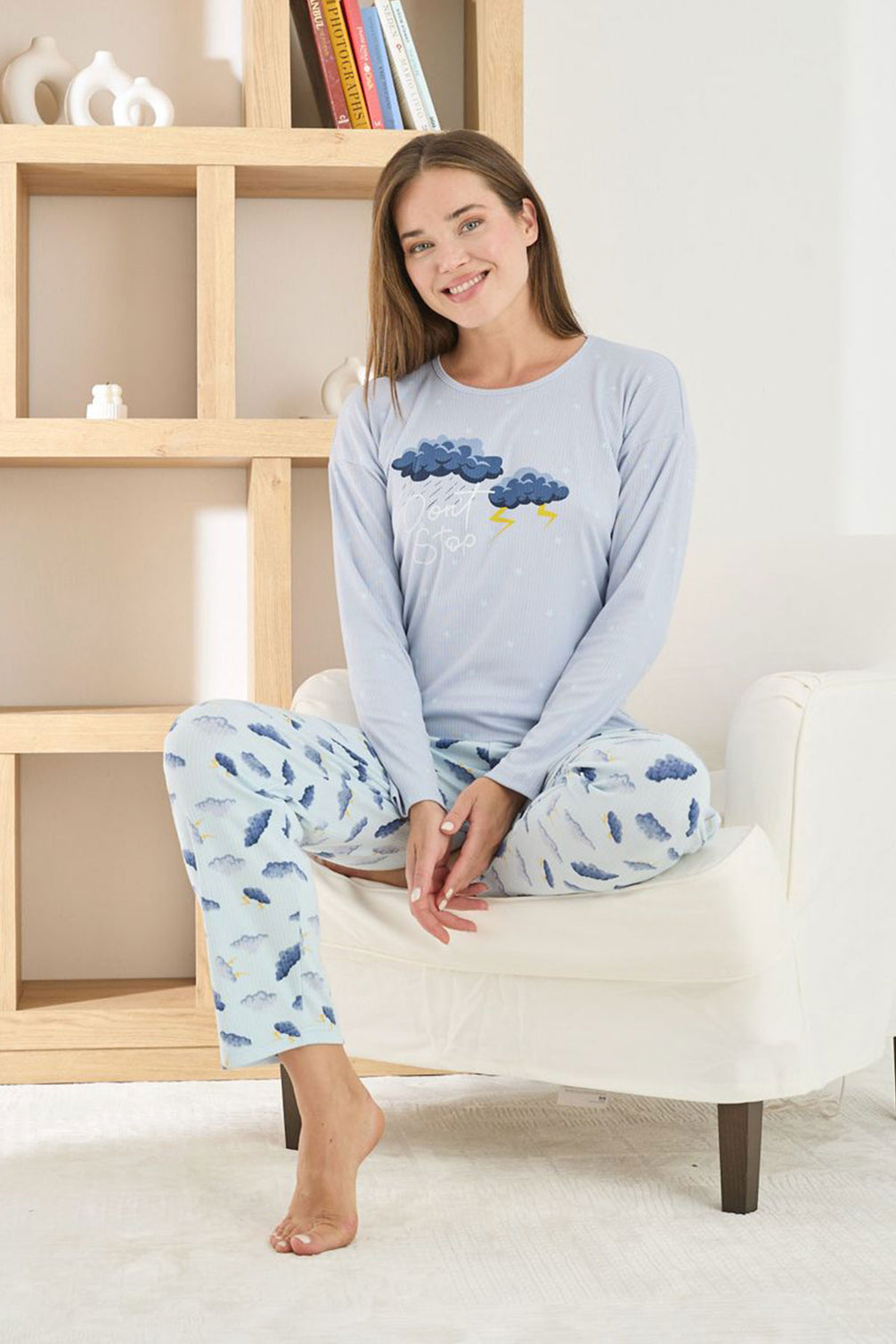 Pijamoni Kadın Pijama Takımı Uzun Kollu Bisiklet Yaka Berlin Raporlu Bulut Desenli