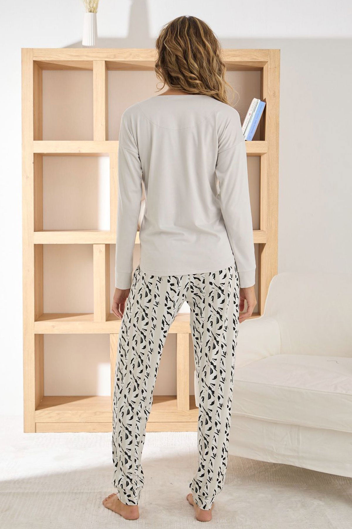 Pijamoni Kadın Pijama Takımı Uzun Kollu Bisiklet Yaka Sofia Desenli