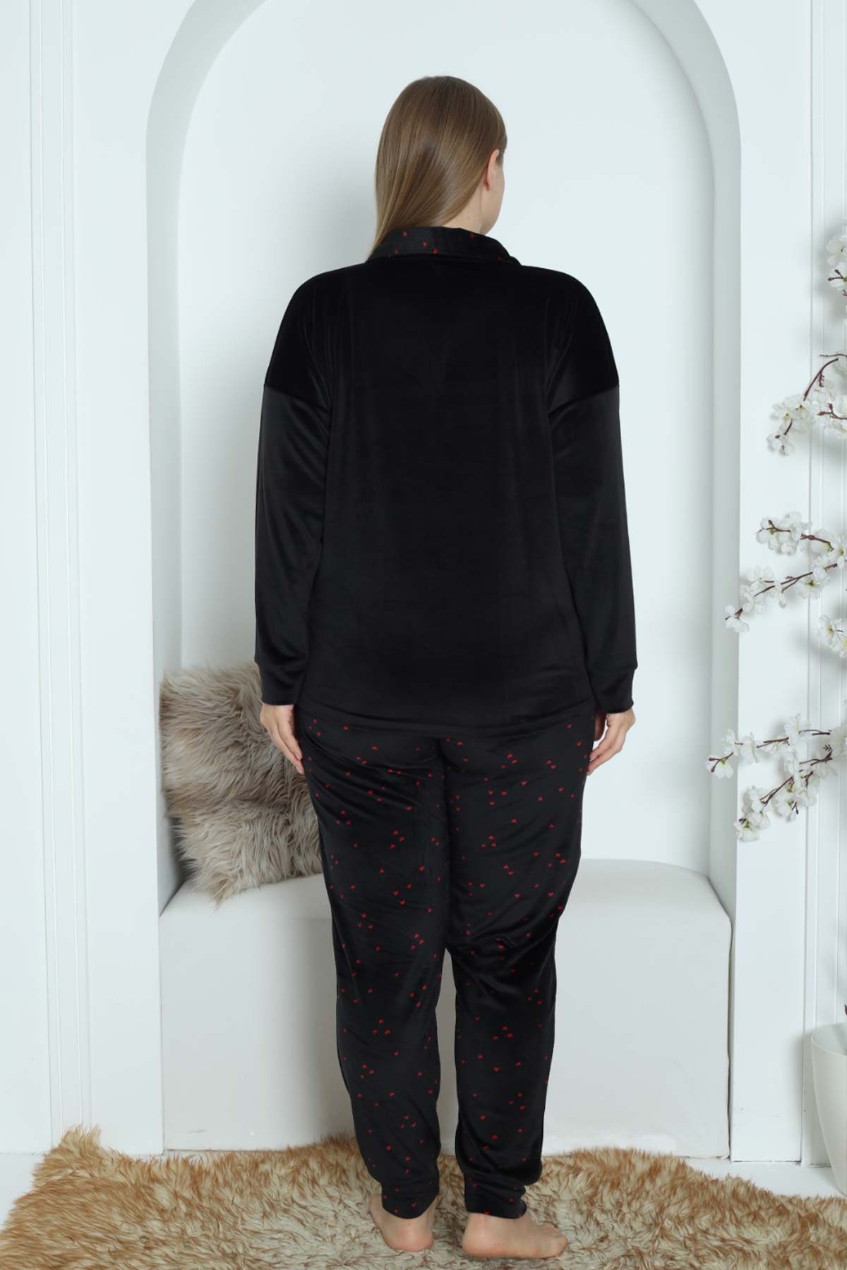 Pijamoni Kadın Pijama Takımı Uzun Kollu Gömlek Yaka Büyük Beden Kadife Manşetli Paça