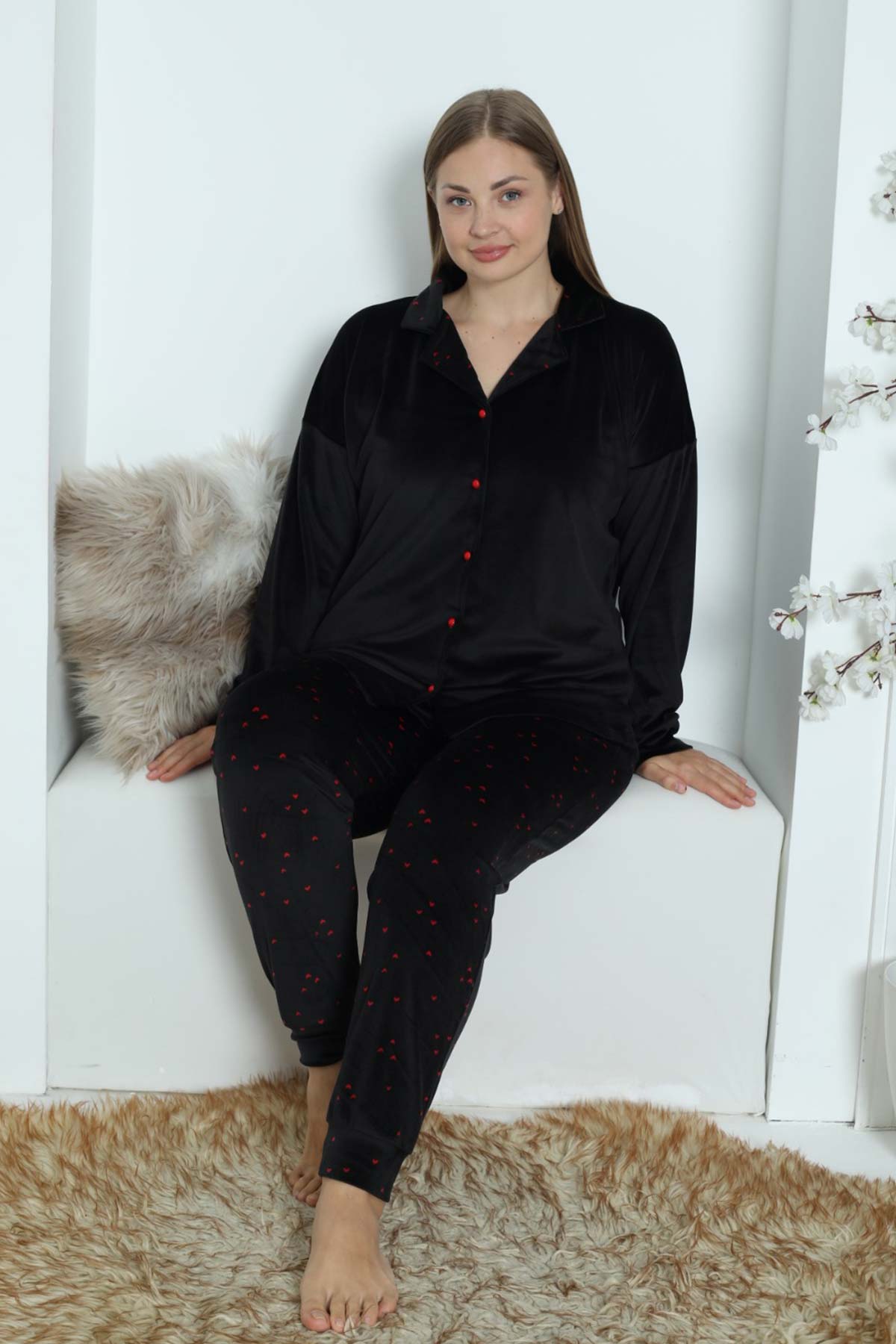 Pijamoni Kadın Pijama Takımı Uzun Kollu Gömlek Yaka Büyük Beden Kadife Manşetli Paça