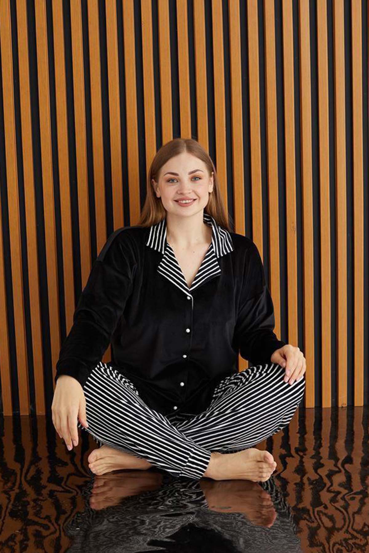 Pijamoni Kadın Pijama Takımı Uzun Kollu Gömlek Yaka Büyük Beden Kadife Manşetli Paça Çizgili