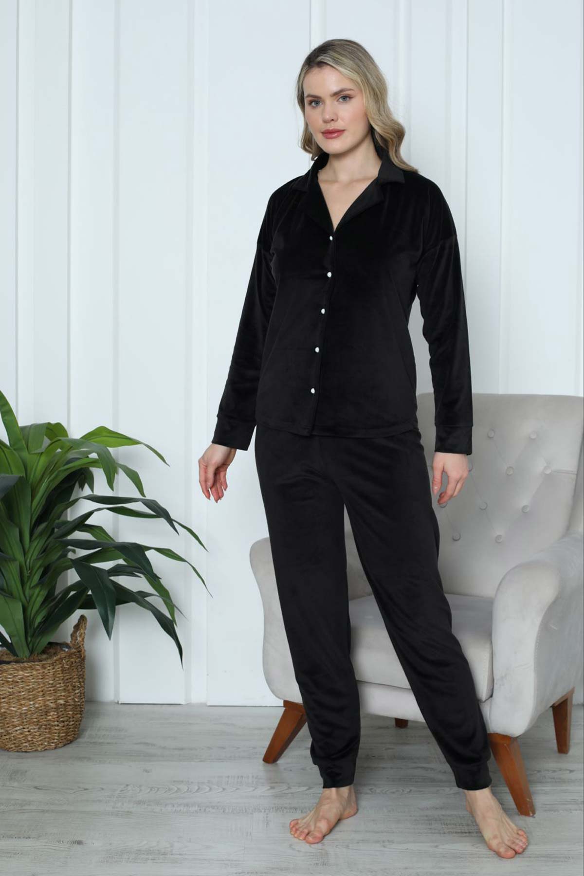 Pijamoni Kadın Pijama Takımı Uzun Kollu Gömlek Yaka Fransız Kadife Manşetli Paça