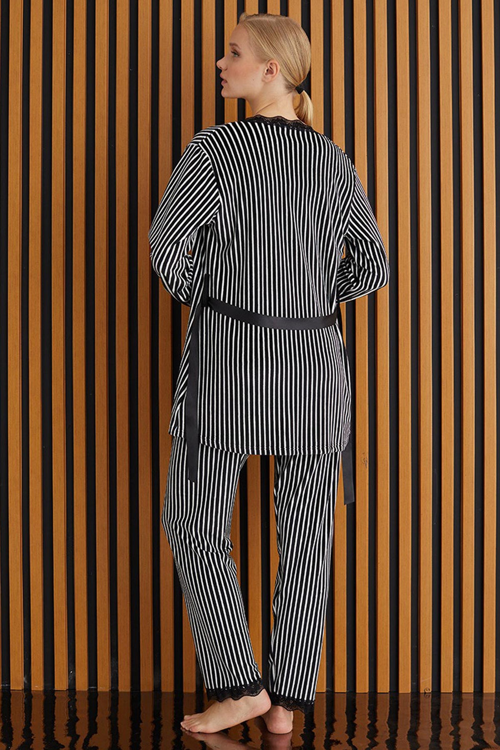 Pijamoni Kadın Sabahlıklı Pijama Takımı İp Askılı Kadife Desenli