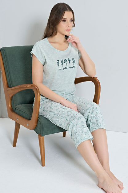 Pınarca Kadın Kapri Takımı Kısa Kollu Çiçek Desenli