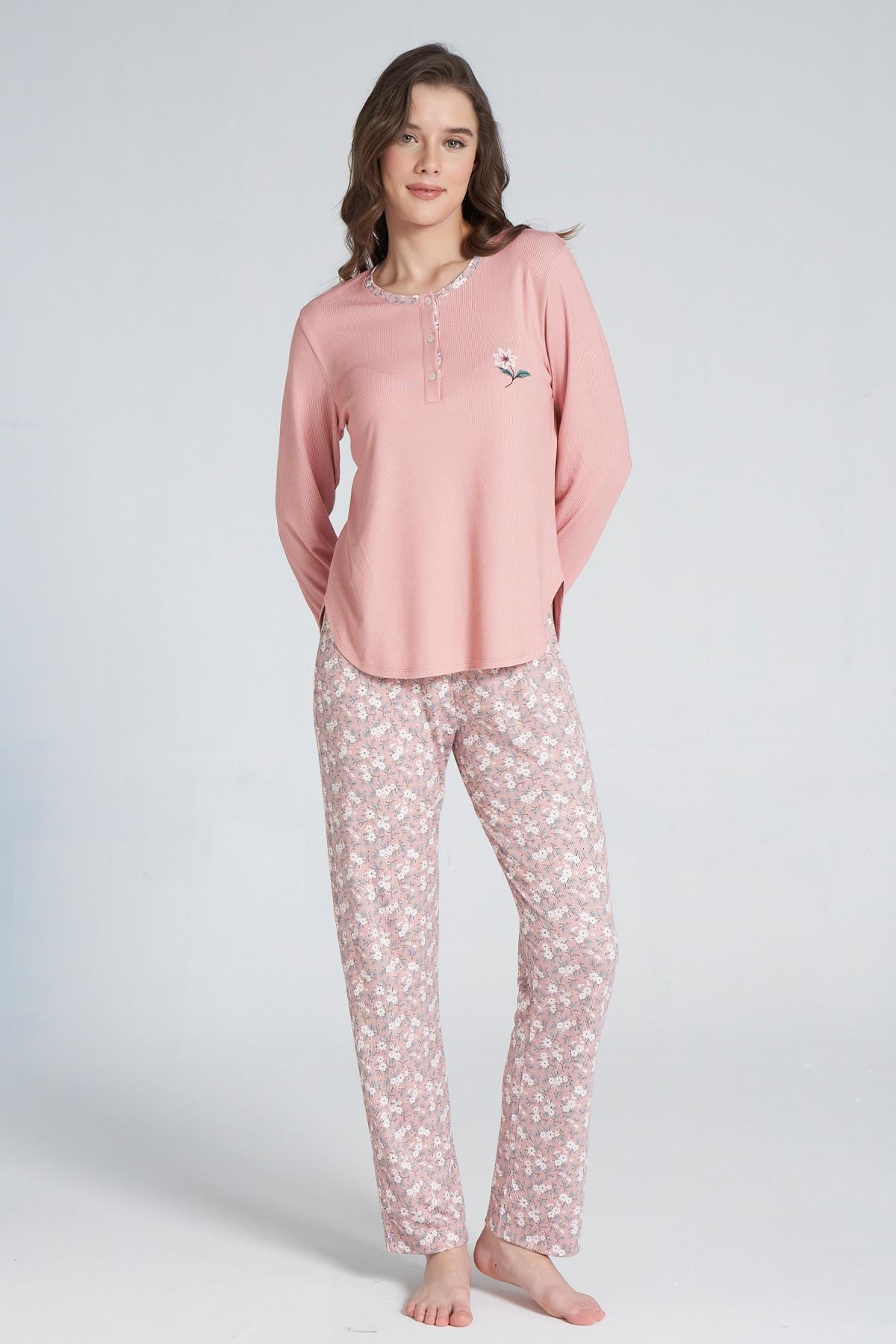 Pınarca Kadın Pijama Takımı Düğmeli Bisiklet Yaka Çiçek Desenli