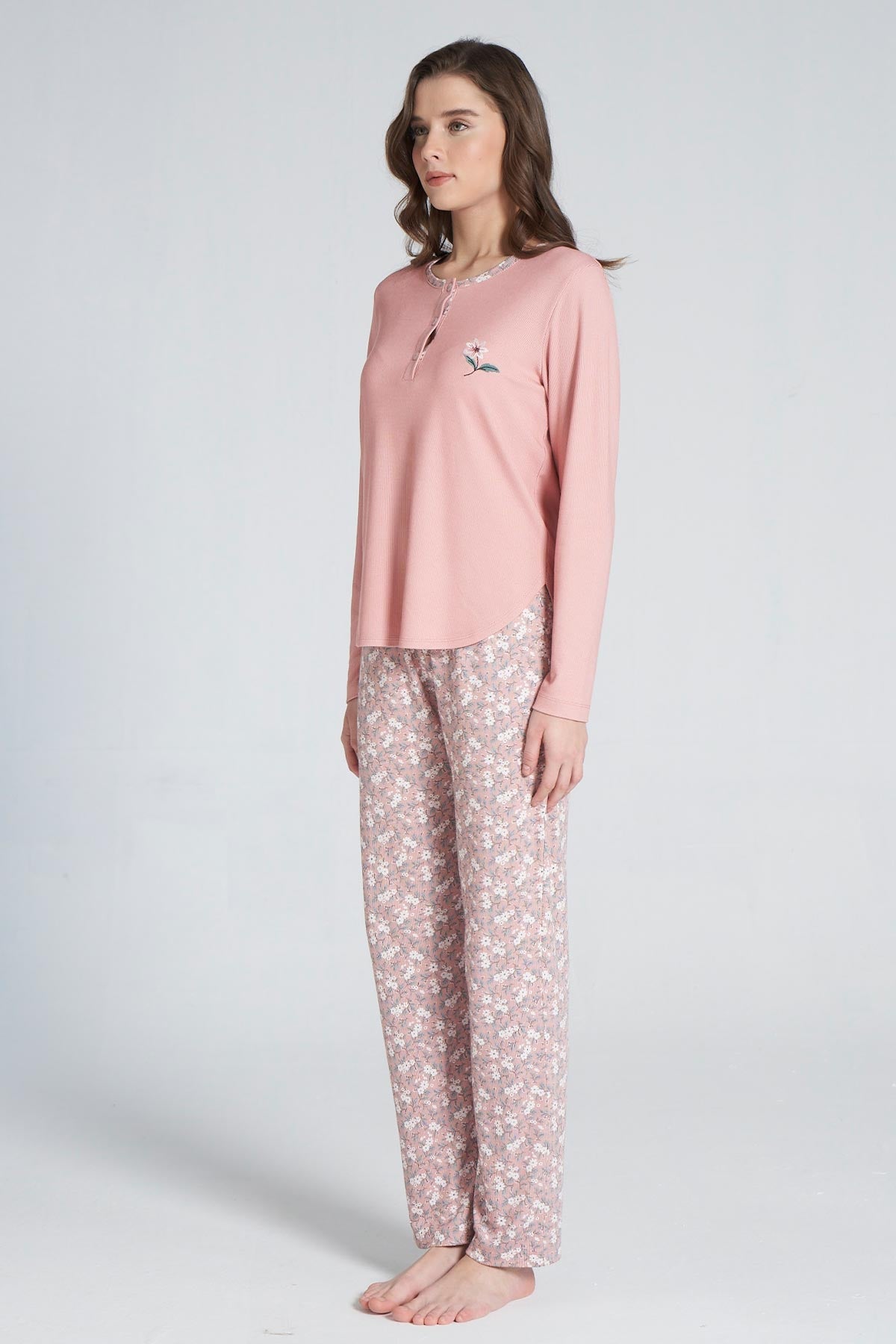 Pınarca Kadın Pijama Takımı Düğmeli Bisiklet Yaka Çiçek Desenli