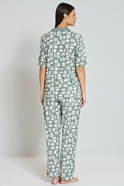 Pınarca Kadın Pijama Takımı Gömlek Yaka Kısa Kollu Desenli Büyük Beden