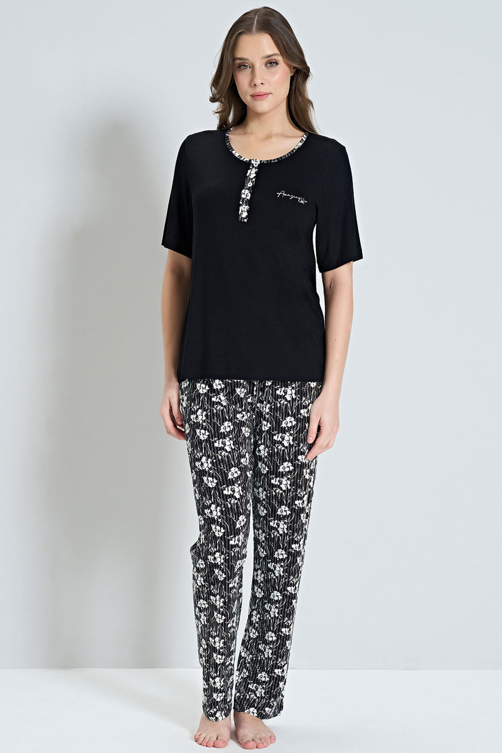 Pınarca Kadın Pijama Takımı Kısa Kollu 3 Düğmeli Çiçek Desenli Büyük Beden