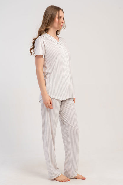 Pınarca Kadın Pijama Takımı Kısa Kollu 3 Düğmeli Çizgili Viskon