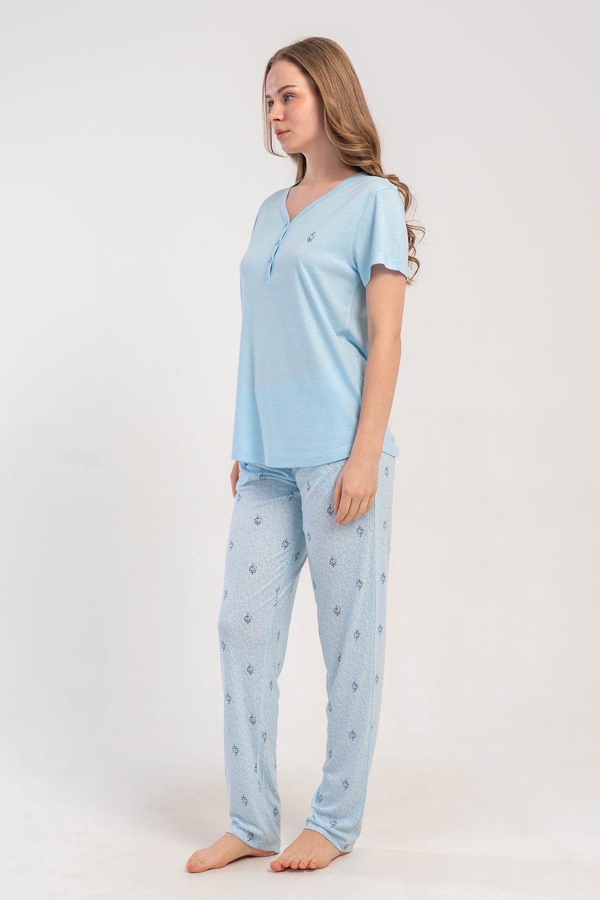 Pınarca Kadın Pijama Takımı Kısa Kollu 3 Düğmeli Desenli Viskon